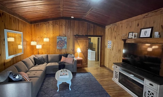 Lanark Village Cabin | Cozy Cabin Steps from Beach with Spa and Pet-Friendly Perks