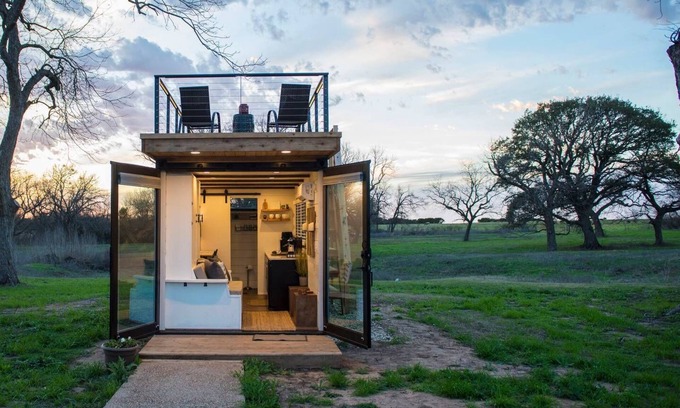 Waco House | Discover Stillwater House: Tiny Container Home Near Downtown