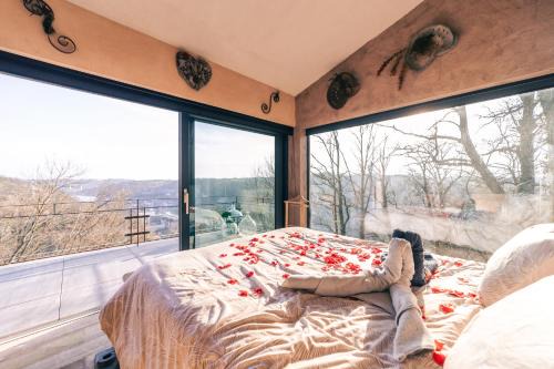 Bouvignes-sur-Meuse Villa | Idyllic Cottage with Spectacular Views and Wellness Retreat