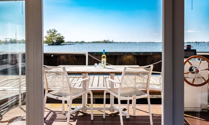 Groenlandsekade Cottage | Unique Experience Close to AMS. Free Parking.