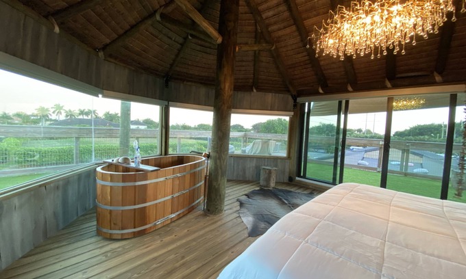 Survey Creek Cabin | Remarkable Getaway Experience for Couples with Kitchen Access