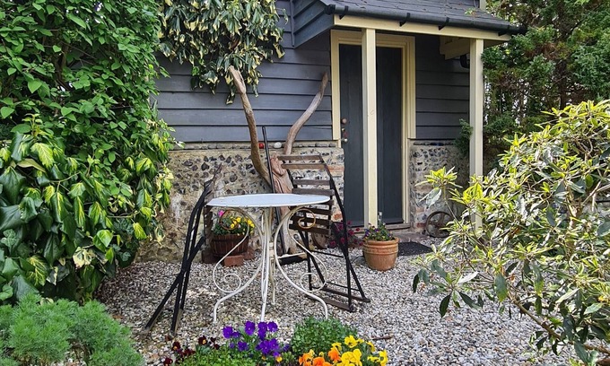 Litlington Cabin | Hand-Built Cabin Retreat in Cuckmere Valley, Pet Friendly