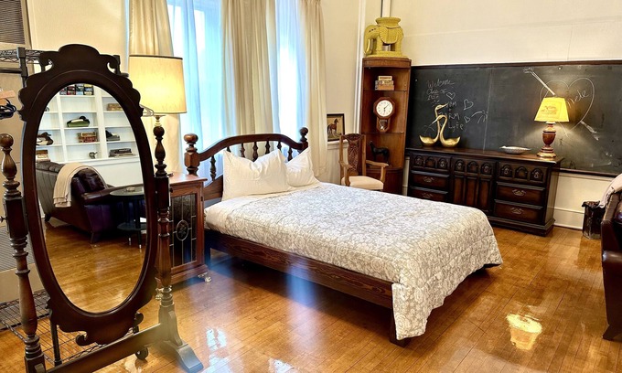 Levering Condo | Unique Stay Near Mackinaw Island with Great Amenities