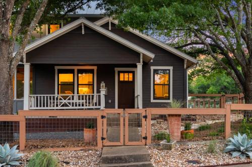 South River City House | Cozy Oak-Shaded 3BR Hideaway with Family-Friendly Perks