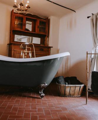 Tourtour House | Unique historical home, middle of the village, bath & patio