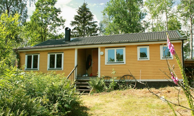 Animskog Cottage | Exceptional Holiday House in Dalsland - Pet Friendly & Family Ready