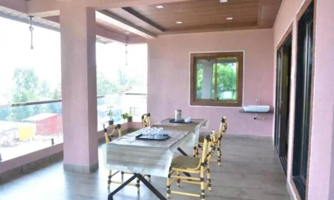 Bhilar Apartment | Charming Villa at Strawberry Farm with Family-Friendly Amenities