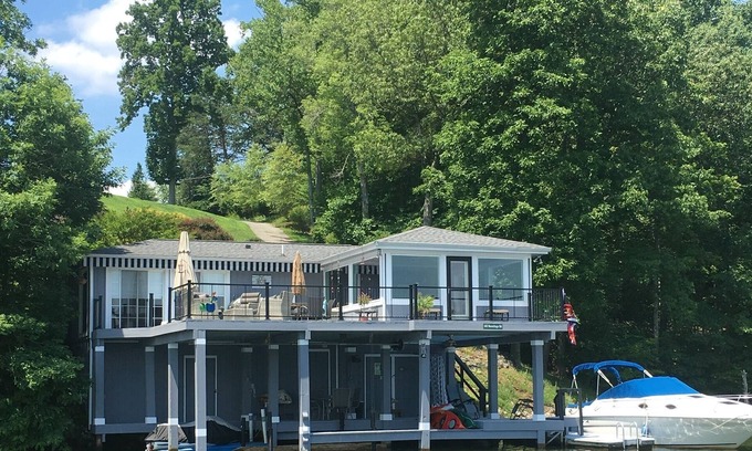 Gladehill Cottage | Unique over-the-water “dock home” on Smith Mountain Lake. It’s a must-see!