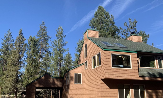 Sisters House | Cozy Private Cabin in the Pines - Top-Rated Getaway!