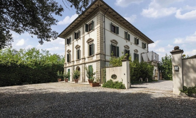 Lari House | Unique property: elegant and prestigious Art Nouveau villa in the Tuscan hills.