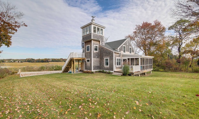 Greenbush House | Discover a Unique Scituate Vacation Rental by Herring River