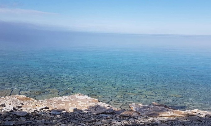Lion's Head Cottage | Enchanting Stone Cottage by Turquoise Waters of Bruce Peninsula