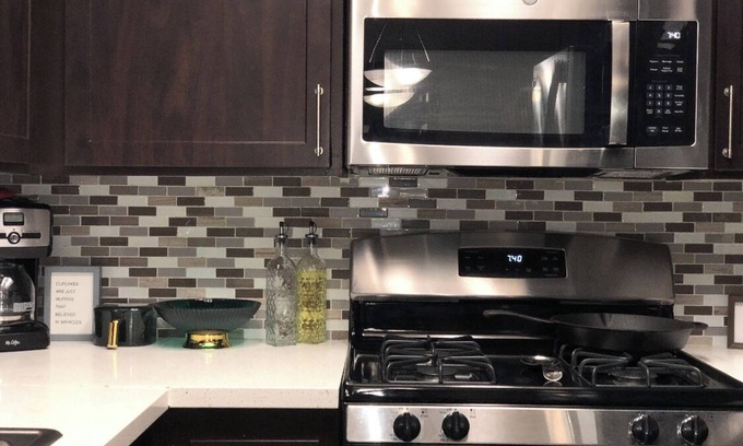 Simi Valley Apartment | Stylish Getaway for Families in Simi Valley, Los Angeles