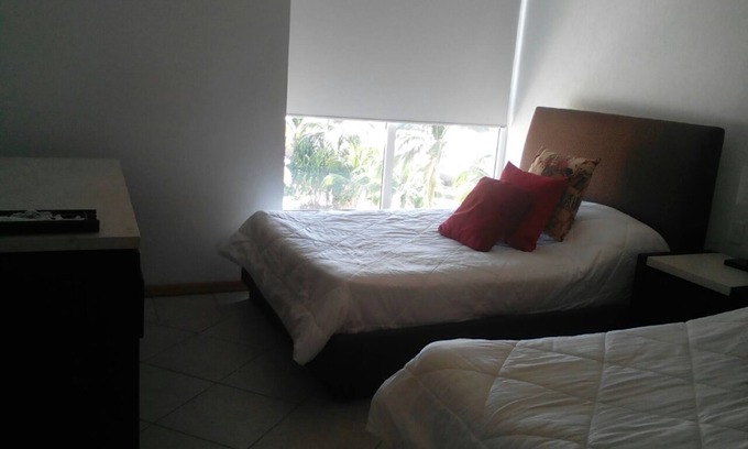 Diamante Apartment | Oceanfront Escape with Private Terrace and Beautiful Views