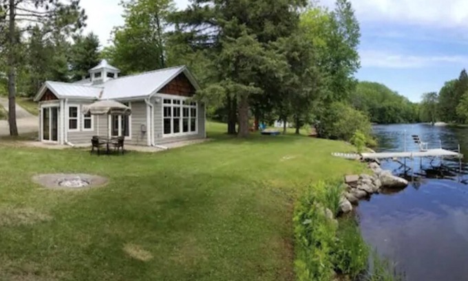 Goodman Cabin | Pet-Friendly Waterfront Cabin on High Falls Flowage