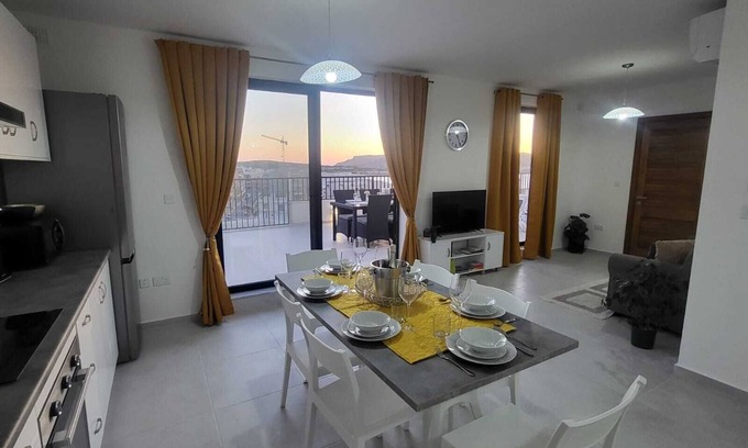 Għadira Apartment | Unique Waterfront Penthouse: Sea Views - Balcony!