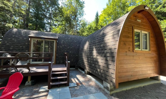 Norway Cottage | Enchanting Wooden POD Retreat with Hot Tub & Pool Access