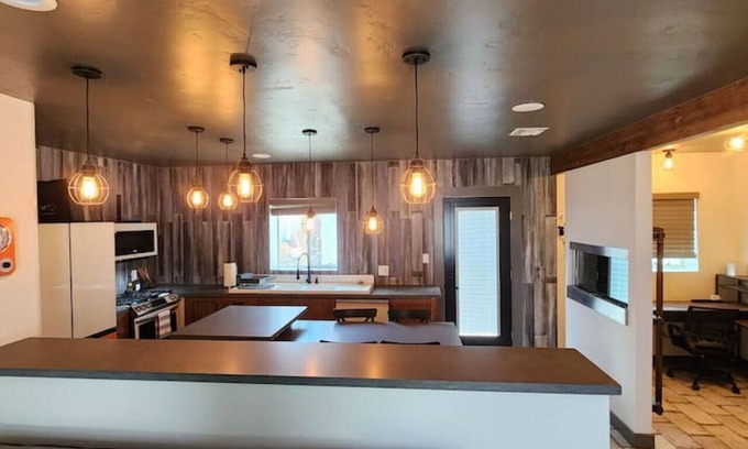 Downtown Phoenix House | Unique 1 Bedroom House with Pet-Friendly Amenities