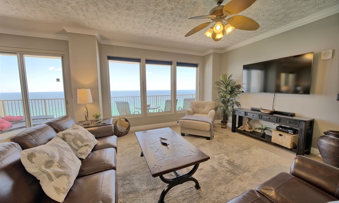 Thomas Drive Condo | Unit 1706: Ocean View Retreat with Private Pool & Spa