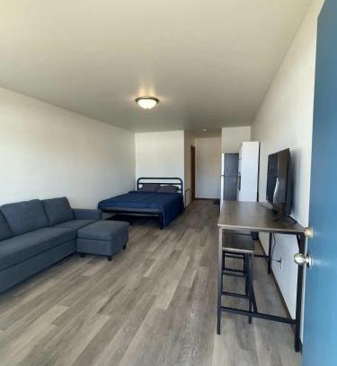 Wisconsin Dells Apartment | Stylish Unit 2 at Stand Rock Studios with Family-Friendly Amenities