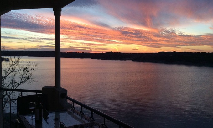 Highland Lake Estates Condo | Beautiful Villa at Island Resort with Panoramic Lakefront Views