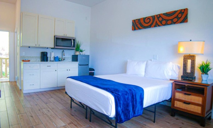 Wailuku Apartment | Modern Maui Ohana Studio Near Airport with Ocean Views