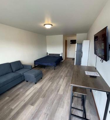 Wisconsin Dells Apartment | Eco-Friendly Unit 4 at Stand Rock Studios - Guest Rated 10/10