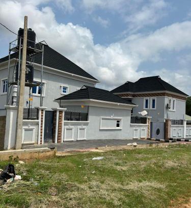 Abeokuta Apartment | United suite