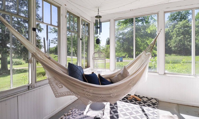 Three Oaks House | Escape Everyday Life at The Mill House in Three Oaks