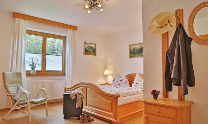 Scharnitz Apartment | Family-Friendly Retreat with Cozy Apartments for 2-3 Guests
