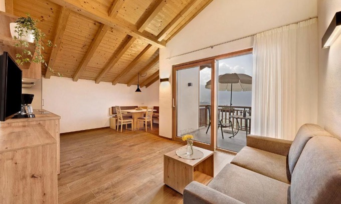 Lagundo Apartment | Family-Friendly Unterötzbauerhof - Rated 9.8 by Guests