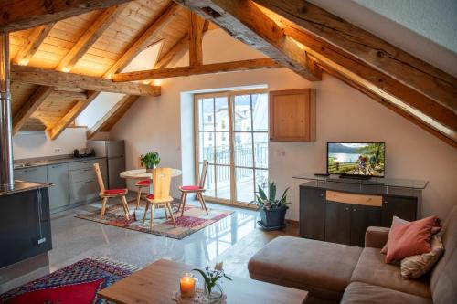 Laudes Apartment | Unmatched Comfort at Untere Mühle: Pet and Child Friendly