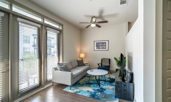 Richardson Apartment | Relax at Cityline I Premium 1BR: Pool, Spa & Pet-Friendly