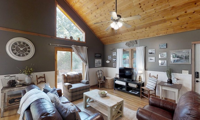 Tecumseh Cabin | Reconnect at Memories Made Cabin with Pool & Lake Views