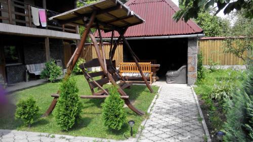 Karpaty Cabin | Top-Rated Uoksany: Family-Friendly with Hot Tub & Kitchen