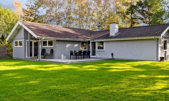 Udsholt House | Cozy Uolevi Retreat - Ocean View & Spa Just 1.3km from Sea