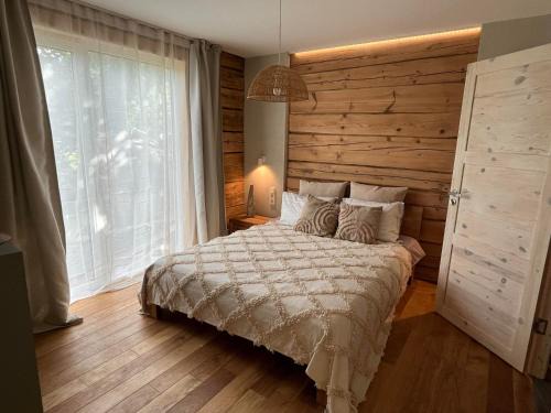 Anyksciai Apartment | Discover Upės Namai Jonami: Oceanfront Family Retreat
