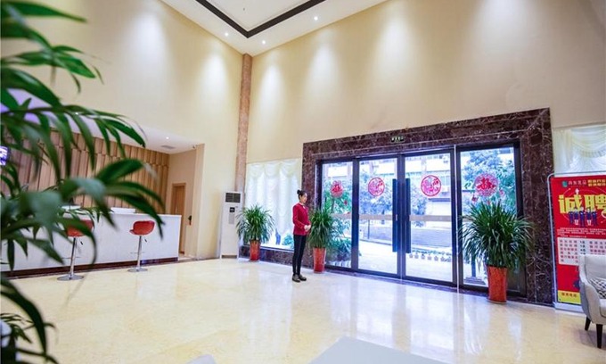 Bazhong Hotel | Budget-Friendly Stay at Up And In Sichuan Bazhong Hotel