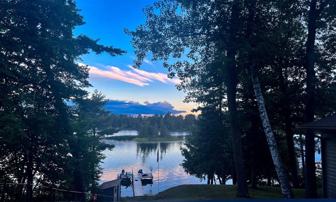 Hackensack House | Inviting Birch Lake Retreat: 5 Bedrooms with Pool & Views