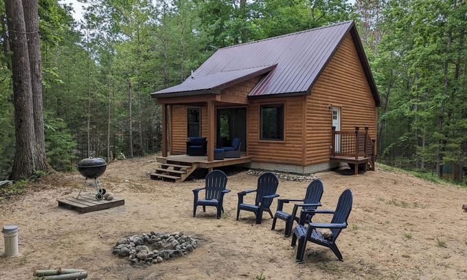 Hawks Cabin | Lakefront Cabin Retreat: Pet Friendly & Ideal for Adventure
