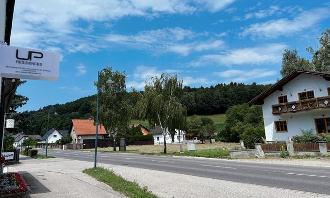 Altenmarkt-Thenneberg Apartment | Pet-Friendly Up Residences S with Top 9.3/10 Guest Rating