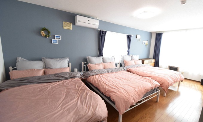 Nishi Apartment | Comfortable Room for 8 in Miyanosawa with Spa & Breakfast