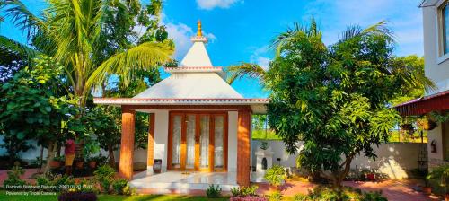 Daronda Resort | Eco-Friendly Upasana Resort: Guest Rated 9/10 & Family Ready