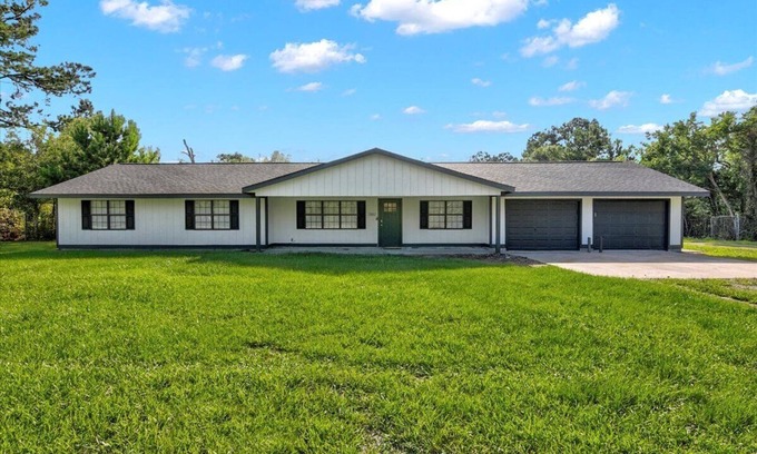 Lakeview Jefferson County House | Cozy 4-Bedroom Home in Orangefield with Kid-Friendly Amenities
