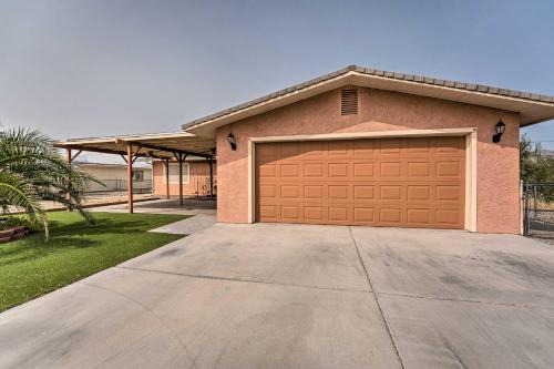 Bullhead City House | Family Retreat Steps from the Colorado River with Spa Access