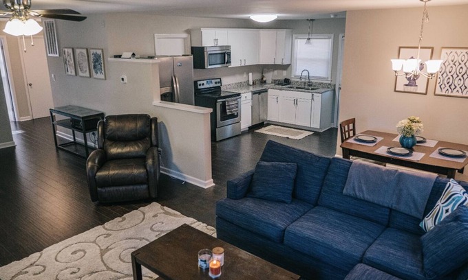 Charlotte House | Convenient Home Near Uptown & CLT Airport with Spa Amenities