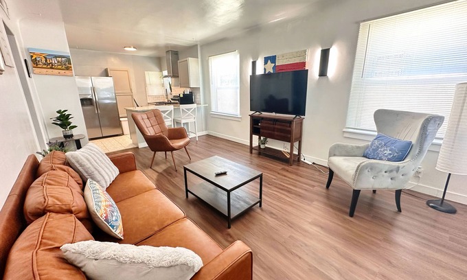El Paso House | Modern Home with Kitchen, Pet-Friendly & Close to Ft. Bliss