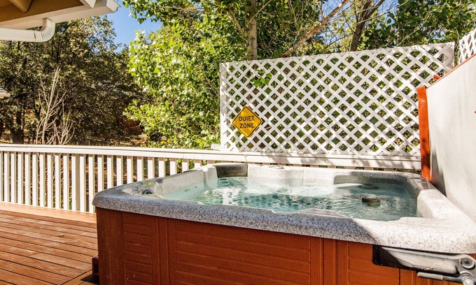 Upper Moonridge House | Relaxing Retreat with Spa, Pool & Game Room for Families