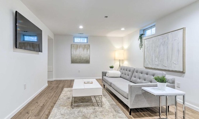 Landover Apartment | Modern Landover Apartment - Perfect for Remote Work!