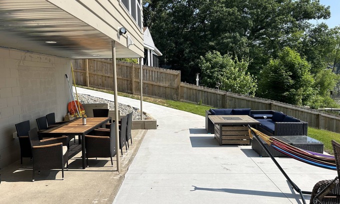 Twin Lake House | Modern Lake House Retreat - Swim, Fish & Family-Friendly Fun